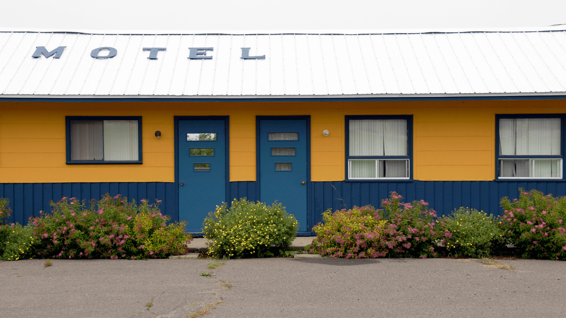 Motel facade