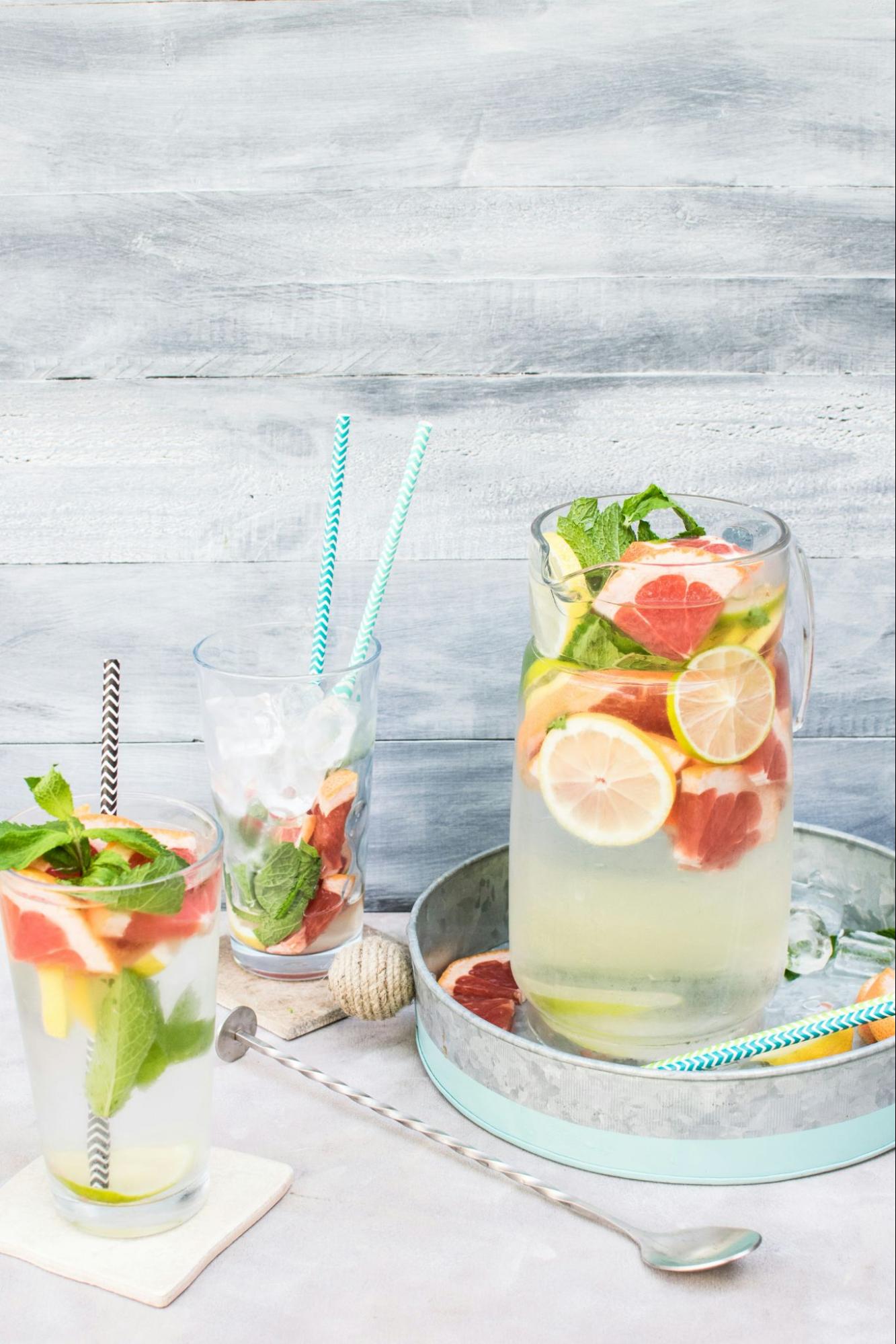  Tom Collins in a mini jar