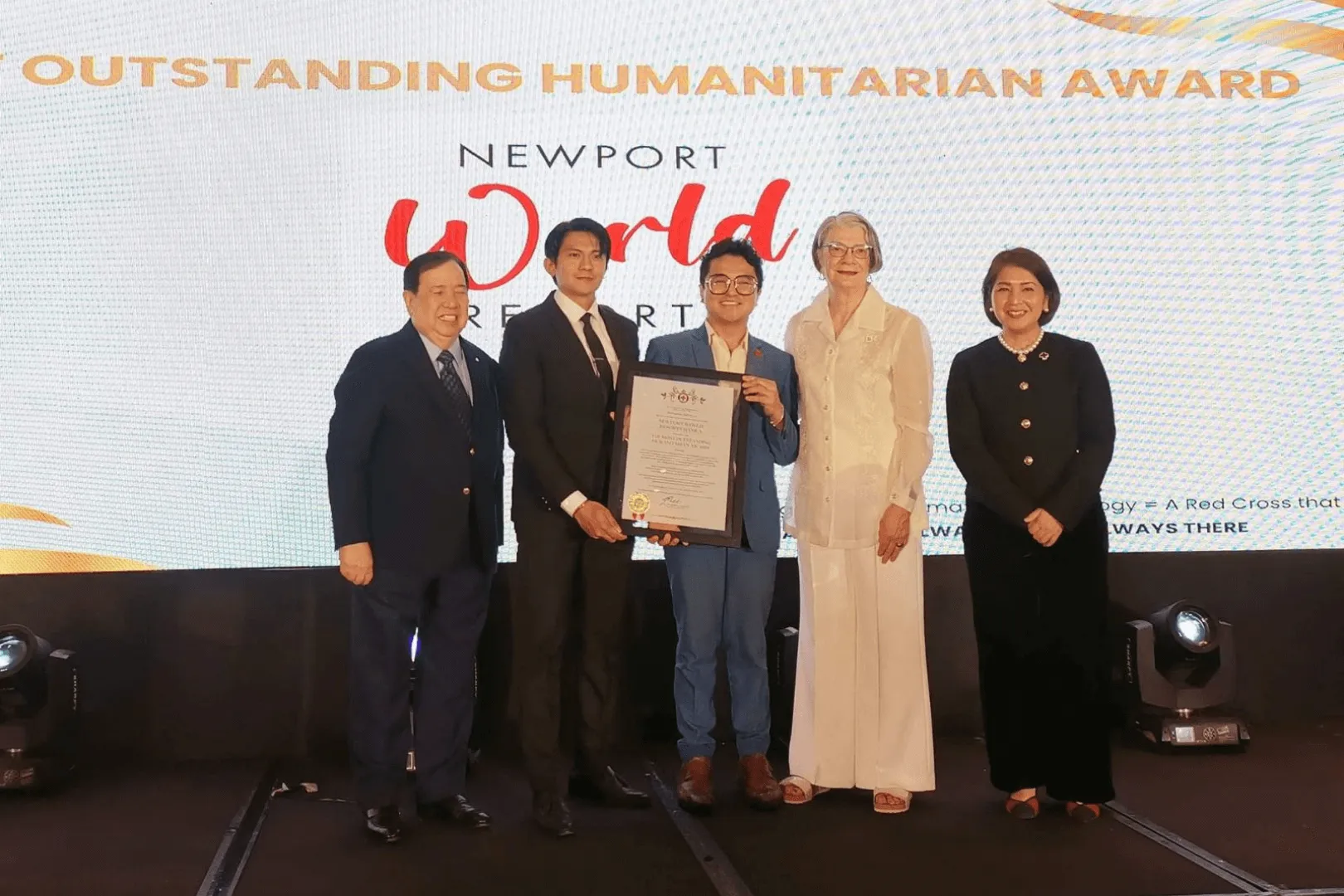  Newport World Resorts earns The Most Outstanding Humanitarian Award from Philippine Red Cross
